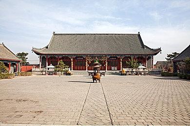 DICE颁奖典礼主持人现场破口大骂动视暴雪CEO